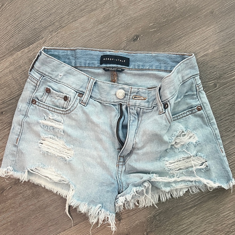 Aeropostale Light Wash Ripped Jean Shorts